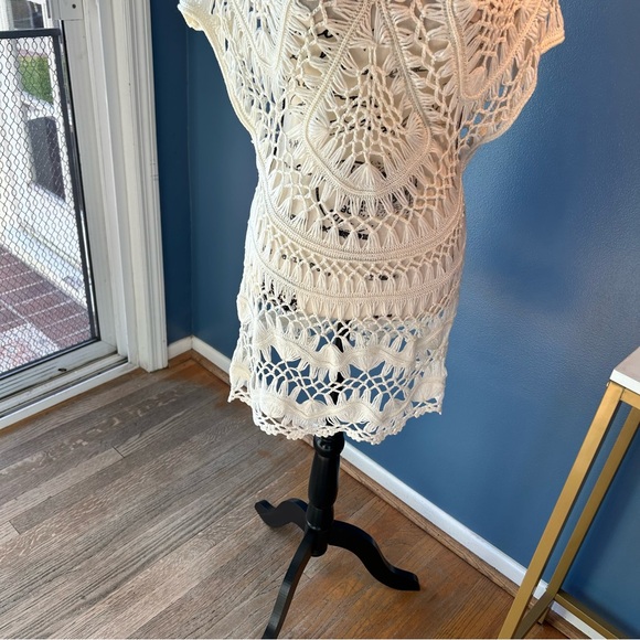 Python Cold Shoulder Crochet Tunic - Picture 9 of 13